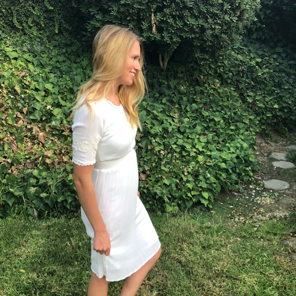 White Dress (Midi) - Picture 2 of 7